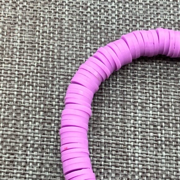 Heishi Clay Beaded Bracelet 7 In Pink Disc Stretch Gold Accent Stacked Barbie - Picture 3 of 4